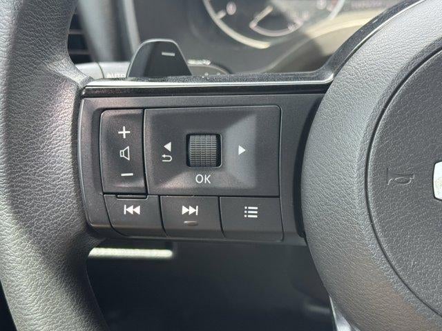 2021 Nissan Rogue FWD SV