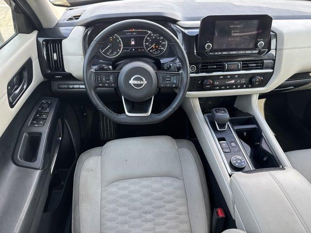 2023 Nissan Pathfinder SV 4WD