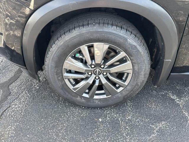 2023 Nissan Pathfinder SV 4WD