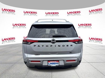 2023 Nissan Pathfinder SL 2WD