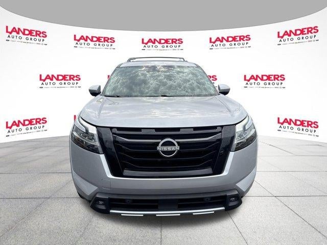 2023 Nissan Pathfinder SL 2WD