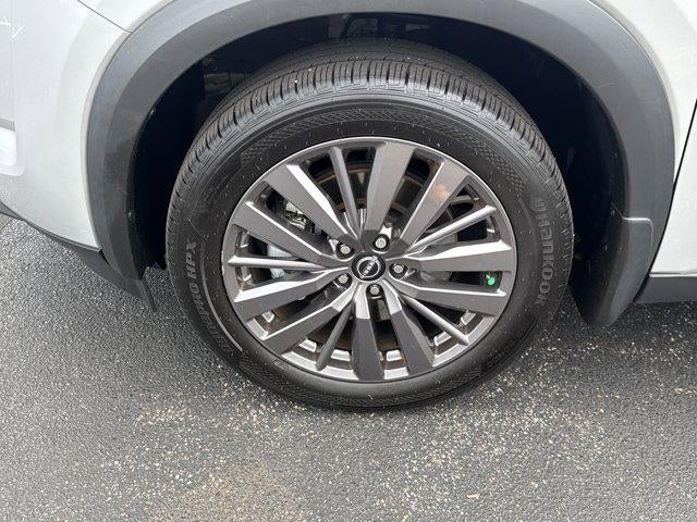 2023 Nissan Pathfinder SL 2WD