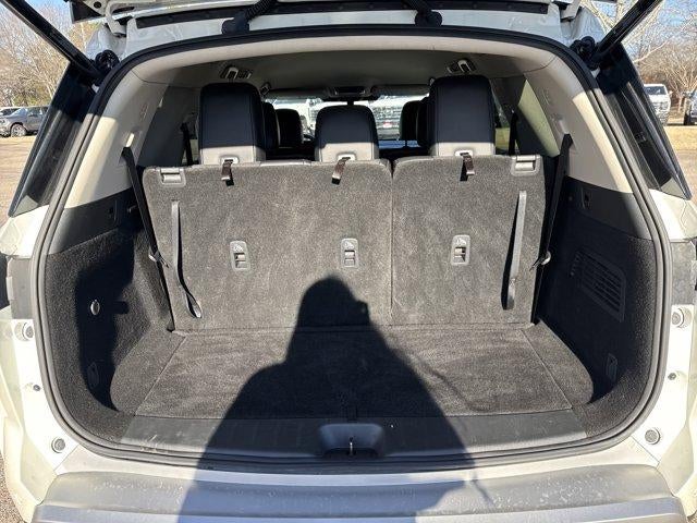 2023 Nissan Pathfinder SL 4WD