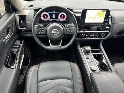 2024 Nissan Pathfinder Platinum 4WD