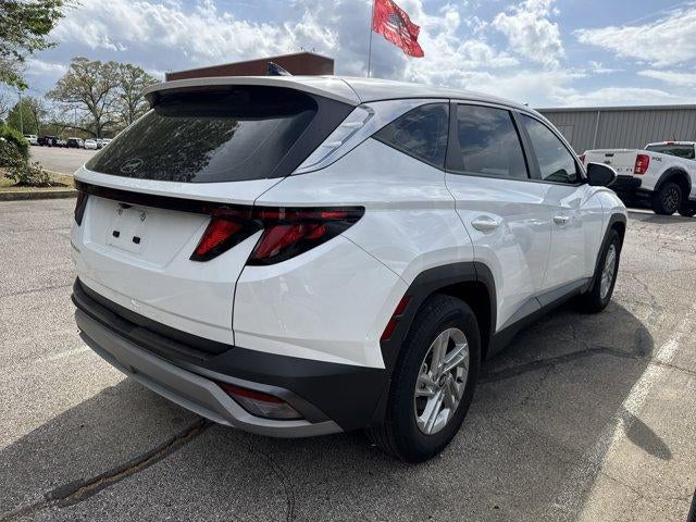2025 Hyundai TUCSON SE FWD