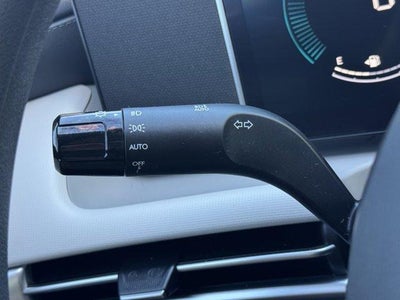 2025 Hyundai TUCSON SE FWD