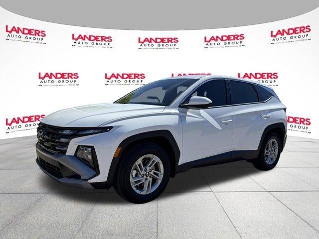 2025 Hyundai TUCSON SE FWD