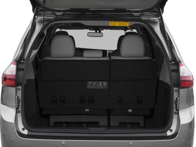 2017 Toyota Sienna XLE FWD 8-Passenger (Natl)