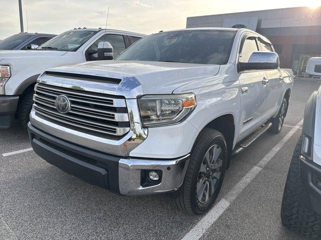 2018 Toyota Tundra 4WD 4WD SR5 CrewMax 5.5' Bed 5.7L FFV (SE)