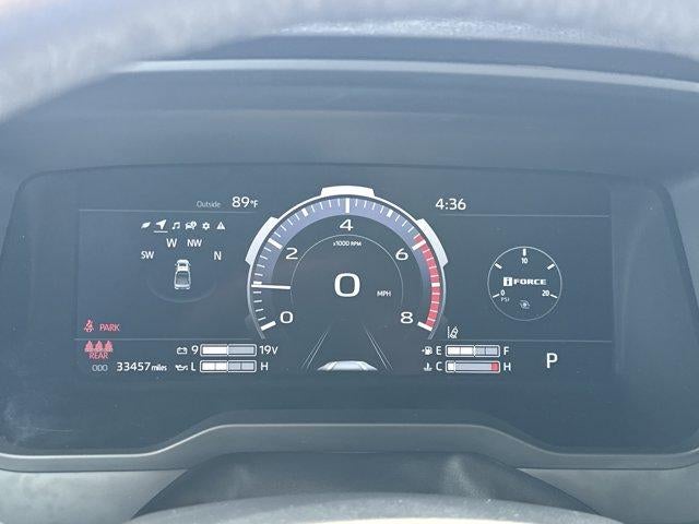 2025 Toyota Tundra 4WD 4WD Limited CrewMax 5.5' Bed (Natl)