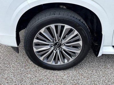 2025 INFINITI QX80 SENSORY AWD