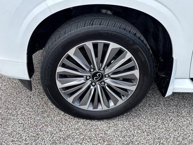 2025 INFINITI QX80 SENSORY AWD