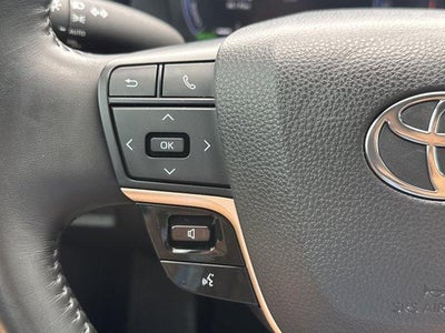 2023 Toyota Crown Limited AWD (Natl)