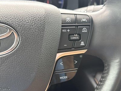 2023 Toyota Crown Limited AWD (Natl)