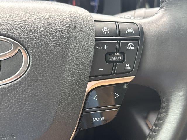 2023 Toyota Crown Limited AWD (Natl)