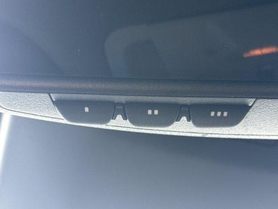 2023 Toyota Crown Limited AWD (Natl)