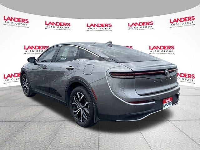 2023 Toyota Crown Limited AWD (Natl)