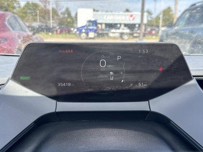 2024 Toyota Prius LE (Natl)