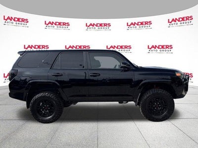 2022 Toyota 4Runner TRD Off Road Premium 4WD (Natl)