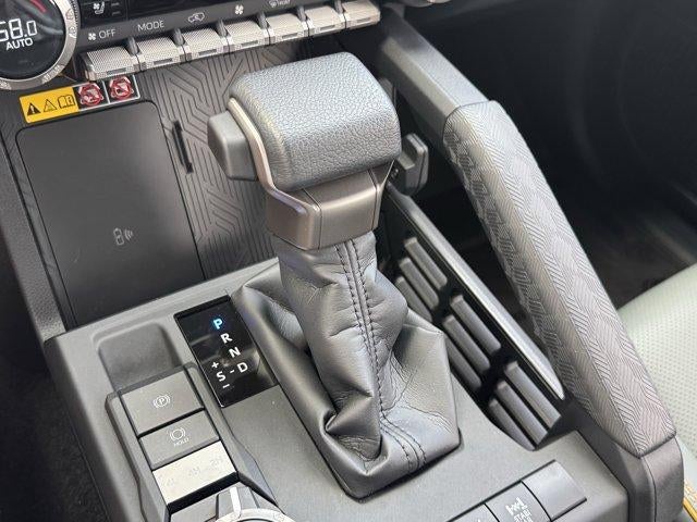 2025 Toyota 4Runner Hybrid Trailhunter 4WD (Natl)