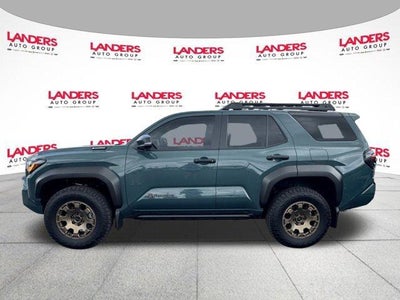 2025 Toyota 4Runner Hybrid Trailhunter 4WD (Natl)