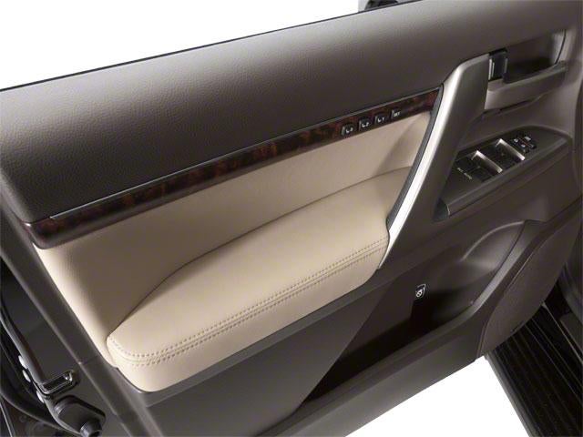 2010 Toyota Land Cruiser 4dr 4WD (Natl)