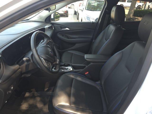 2025 Buick Encore GX Sport Touring FWD