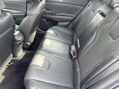 2023 Hyundai ELANTRA Limited IVT
