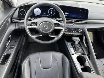 2023 Hyundai ELANTRA Limited IVT