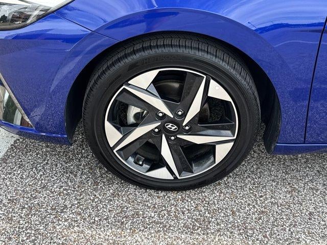 2023 Hyundai ELANTRA Limited IVT