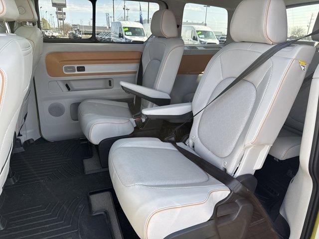 2025 Volkswagen ID. Buzz 1st Edition 4MOTION w/Two-Tone