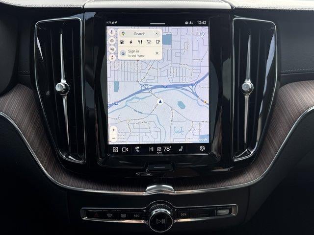 2023 Volvo XC60 Recharge Plug-In Hybrid T8 eAWD PHEV Ultimate Dark Theme