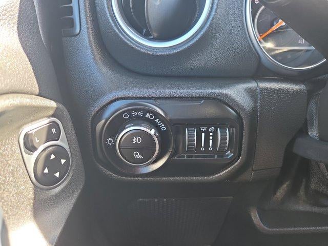 2020 Jeep Gladiator Overland 4x4