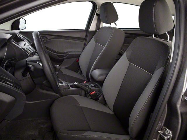 2013 Ford Focus 5dr HB SE