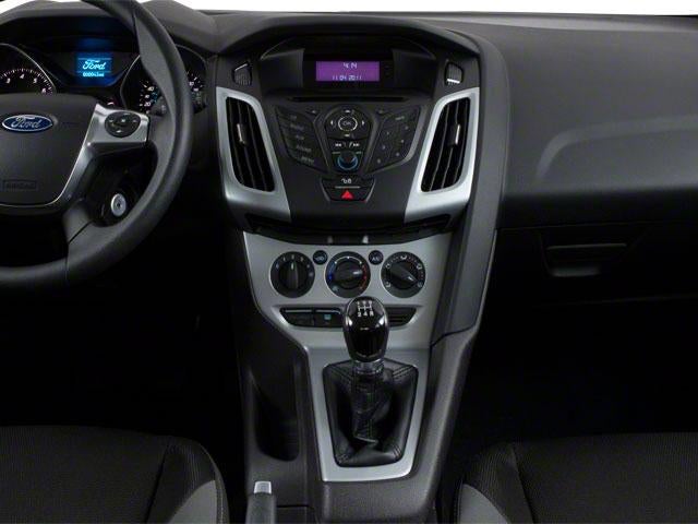 2013 Ford Focus 5dr HB SE