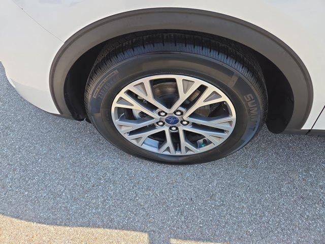 2022 Ford Escape SEL FWD