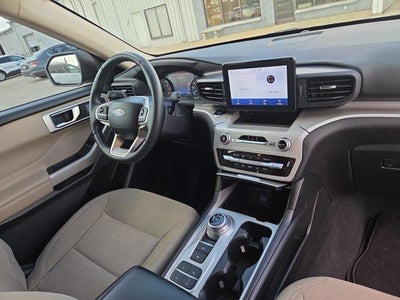 2023 Ford Explorer XLT RWD