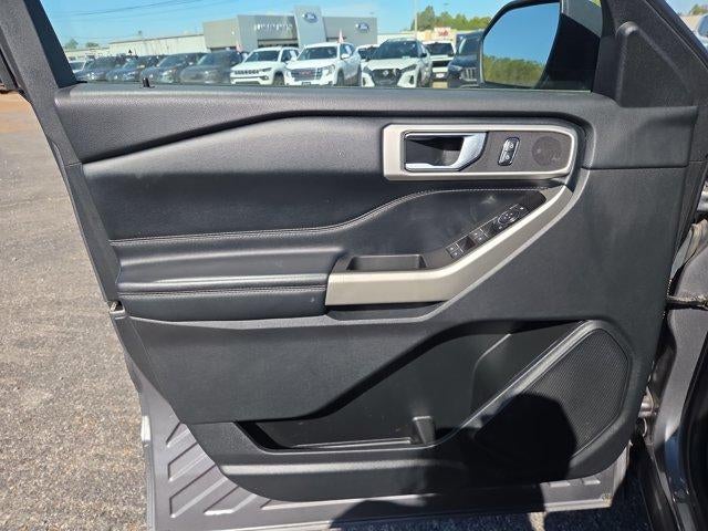 2022 Ford Explorer XLT RWD