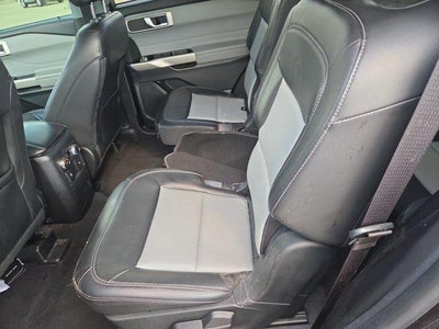 2022 Ford Explorer XLT RWD