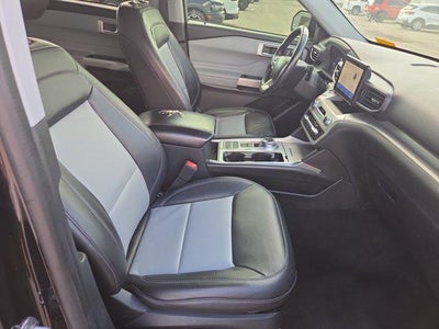 2022 Ford Explorer XLT RWD