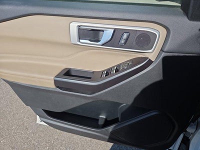 2020 Ford Explorer XLT RWD