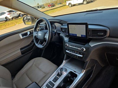 2020 Ford Explorer XLT RWD