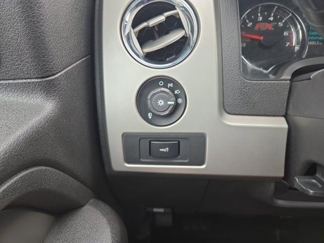 2014 Ford F-150 2WD SuperCrew 5-1/2 Ft Box XL