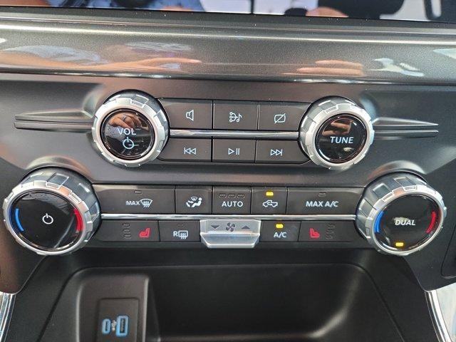 2023 Ford F-150 XLT 4WD SuperCrew 5.5' Box