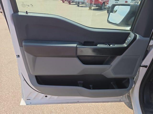 2022 Ford F-150 XL 2WD Reg Cab 6.5' Box