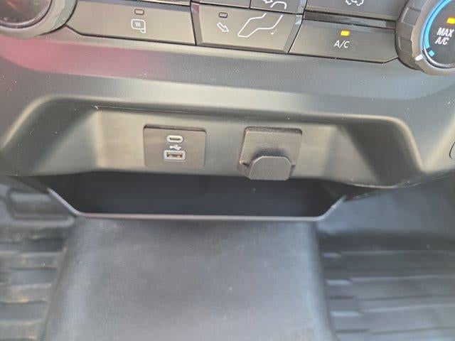 2022 Ford F-150 XL 2WD Reg Cab 6.5' Box