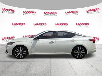 2020 Nissan Altima 2.5 SR Sedan