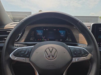 2024 Volkswagen Atlas 2.0T SE w/Technology FWD
