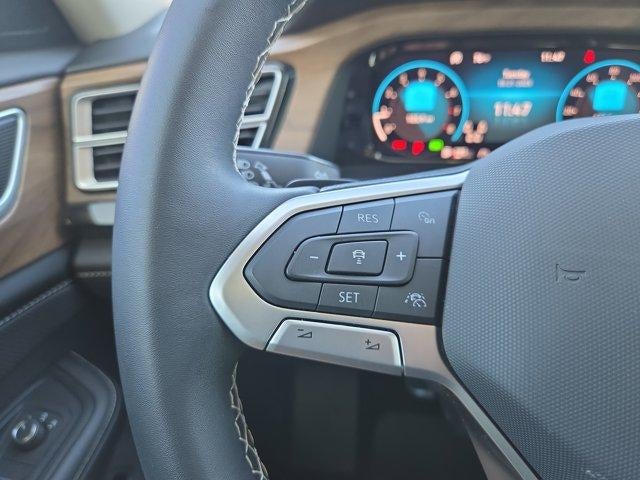 2024 Volkswagen Atlas 2.0T SE w/Technology FWD