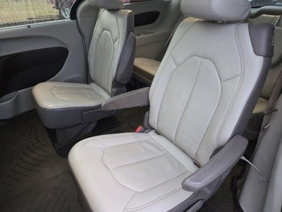 2018 Chrysler Pacifica Touring L Plus FWD